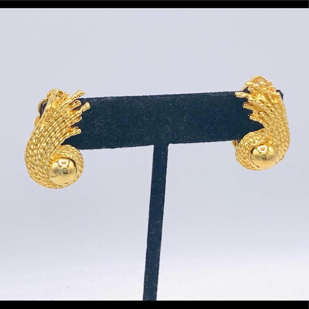 Vintage clip on signed Premiere gold earrings NOS